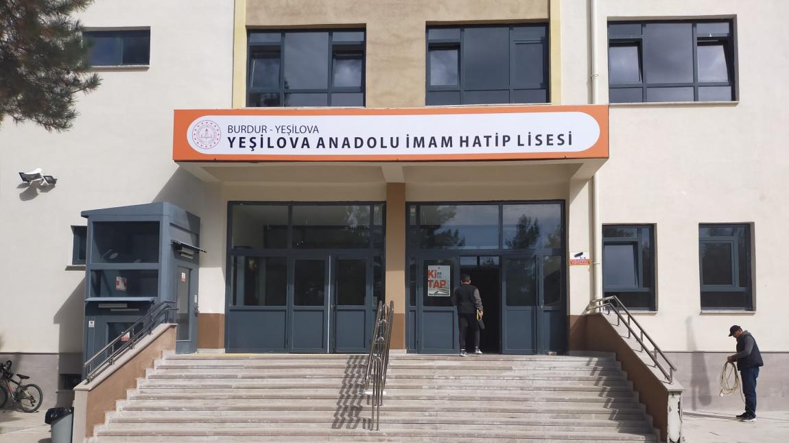 Yeşilova Anadolu İmam Hatip Lisesi Fotoğrafı